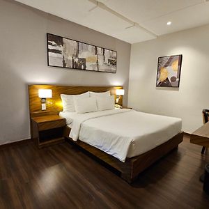 Deluxe  Without Window King Room